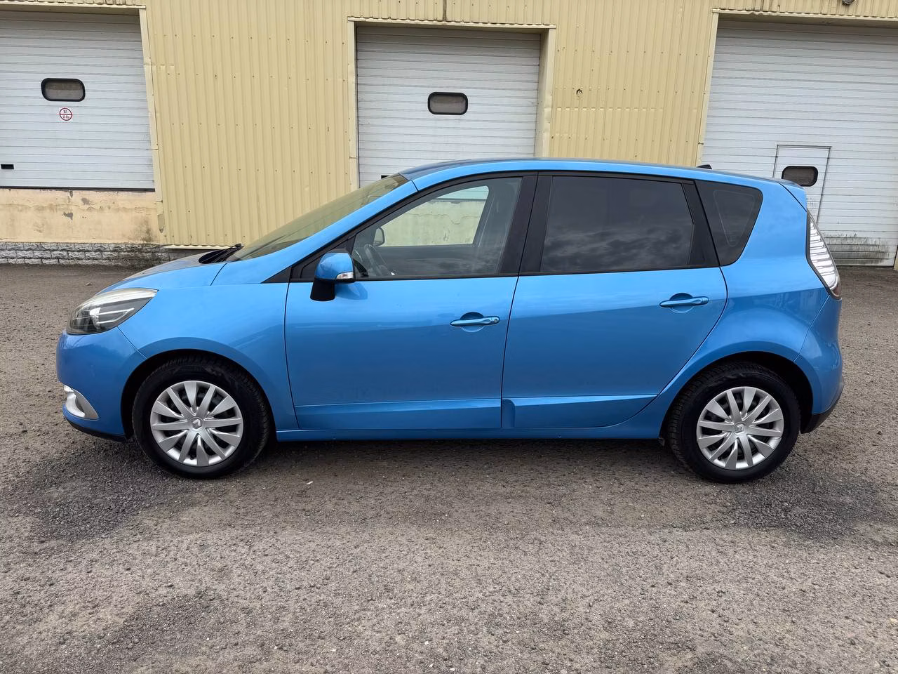 Renault Scenic фото 8