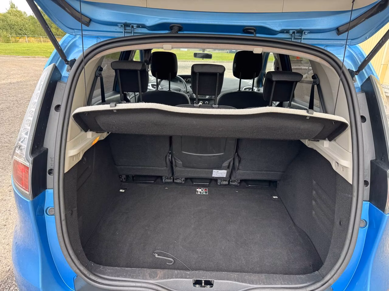 Renault Scenic фото 14
