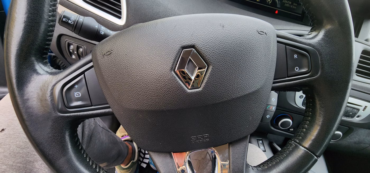 Renault Scenic фото 15