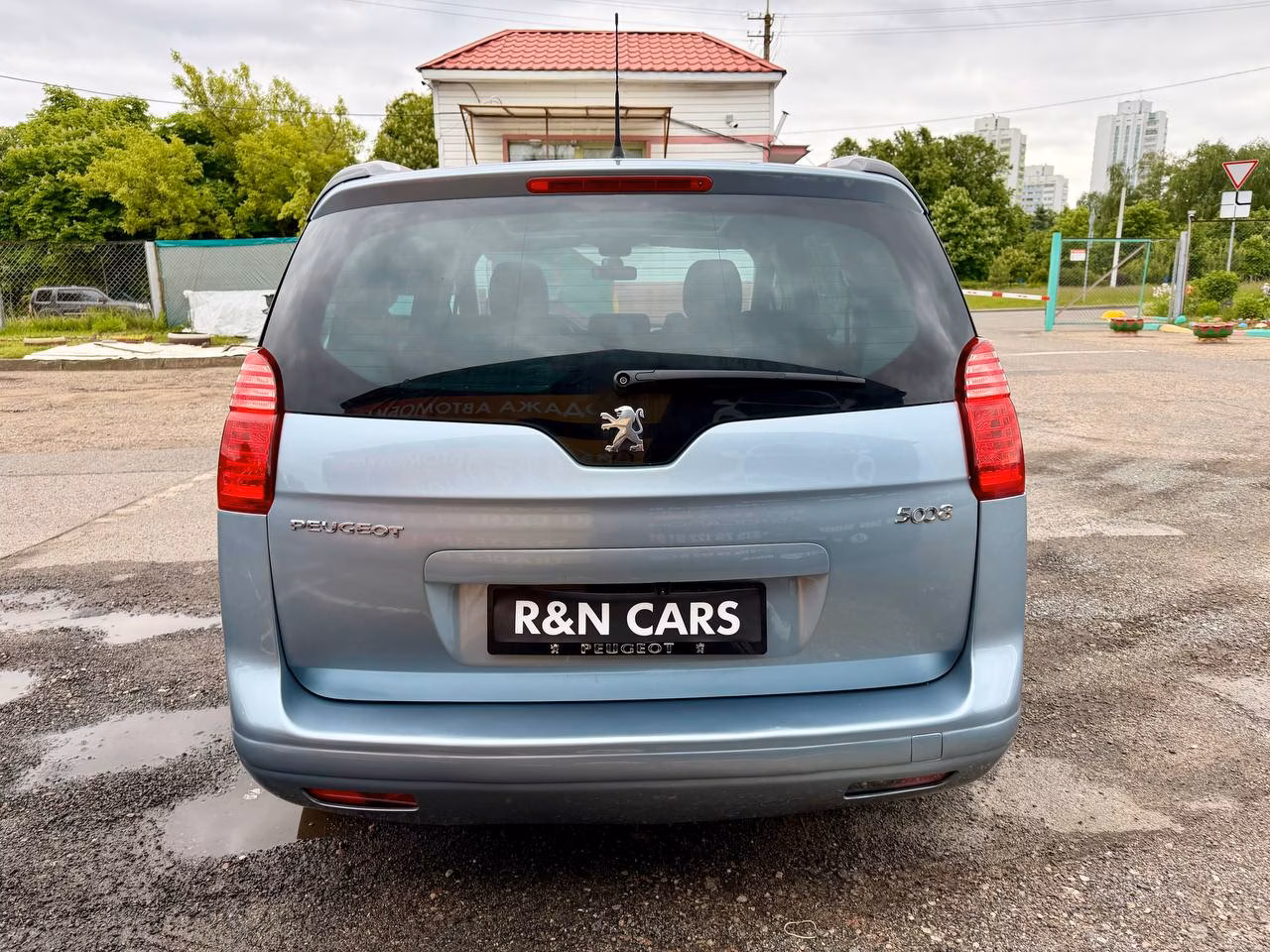 Peugeot 5008 фото 6