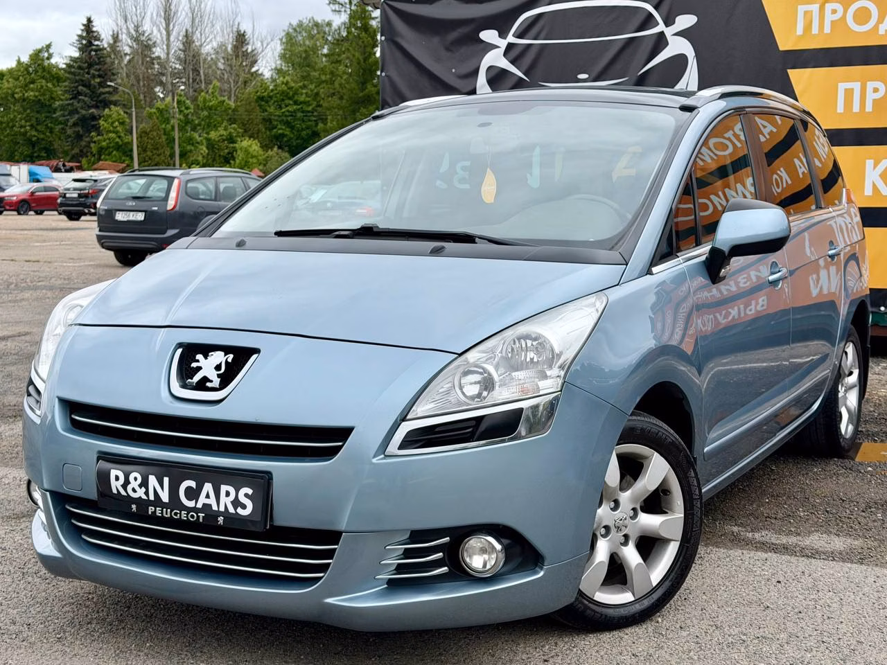 Peugeot 5008 фото 7