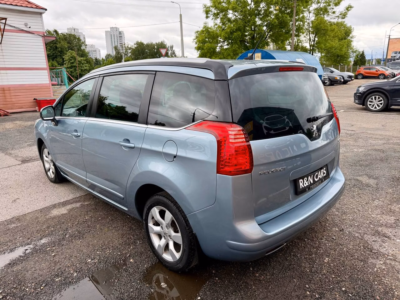 Peugeot 5008 фото 14