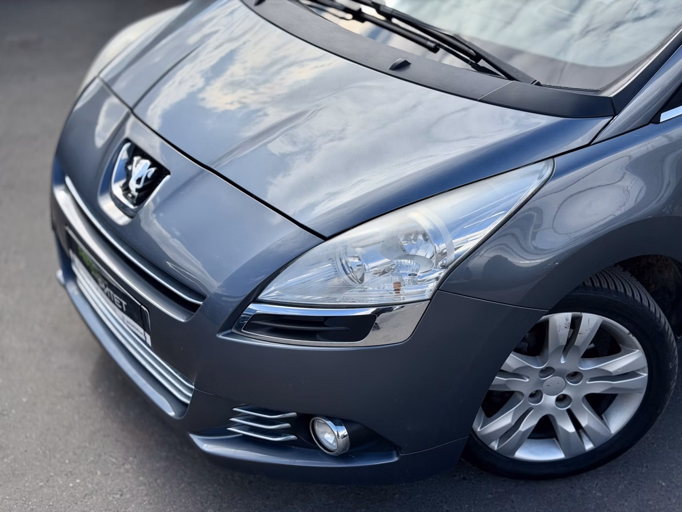 Peugeot 5008 фото 3