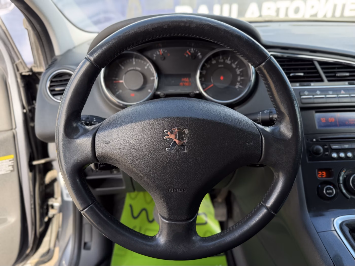 Peugeot 5008 фото 14