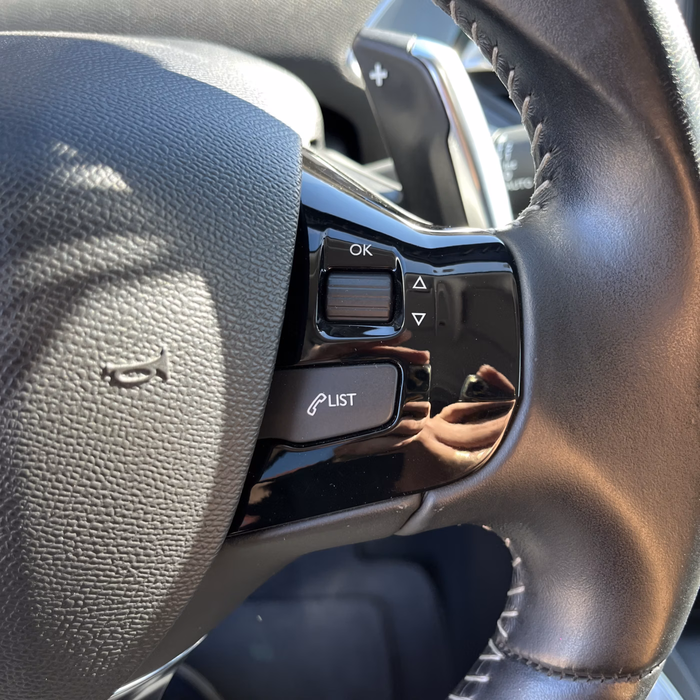 Peugeot 308 фото 12
