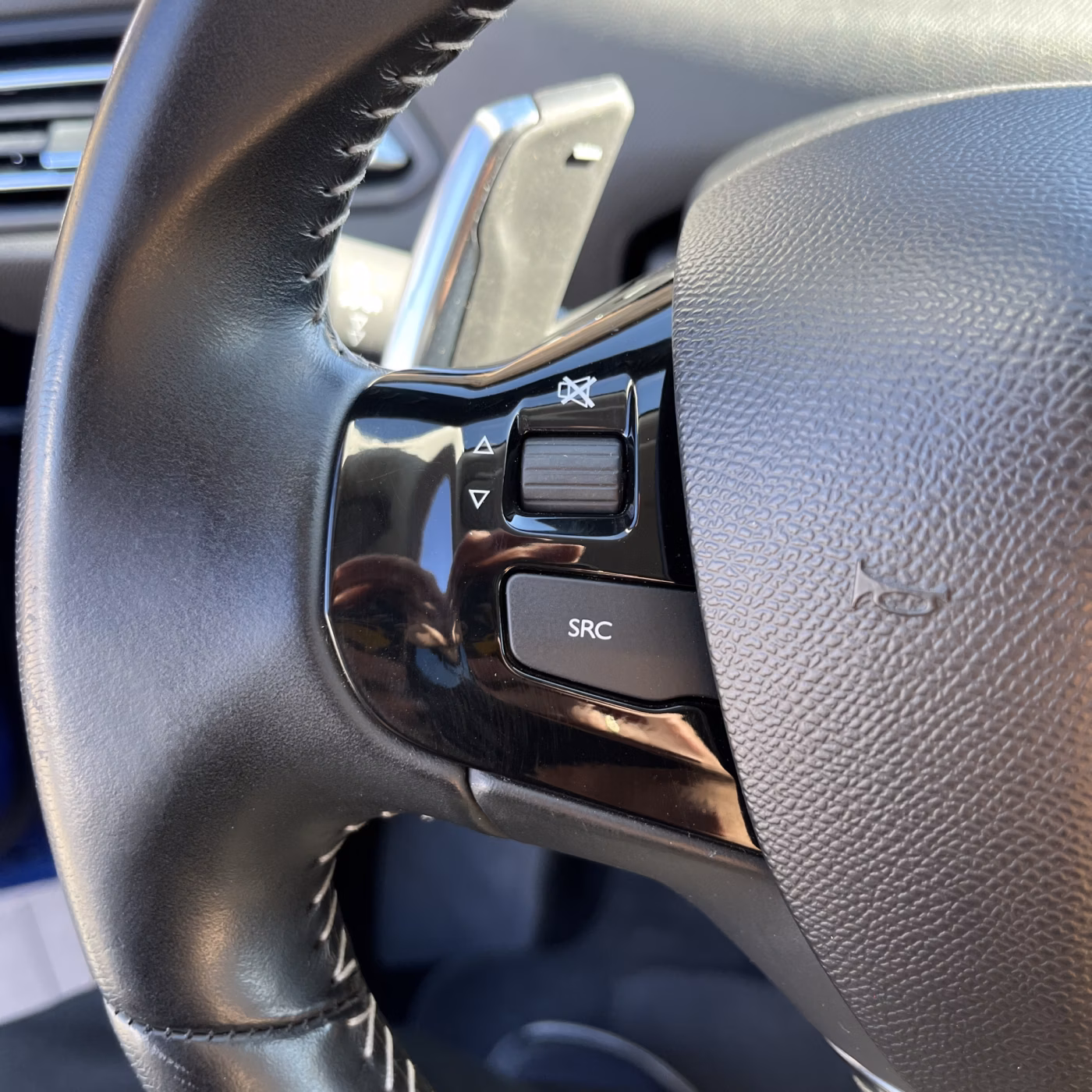 Peugeot 308 фото 13