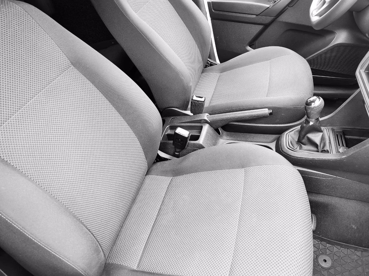 Volkswagen Caddy фото 8