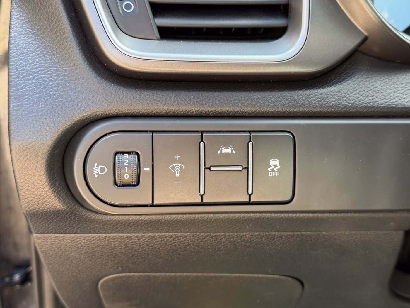 Kia Cee'd фото 14