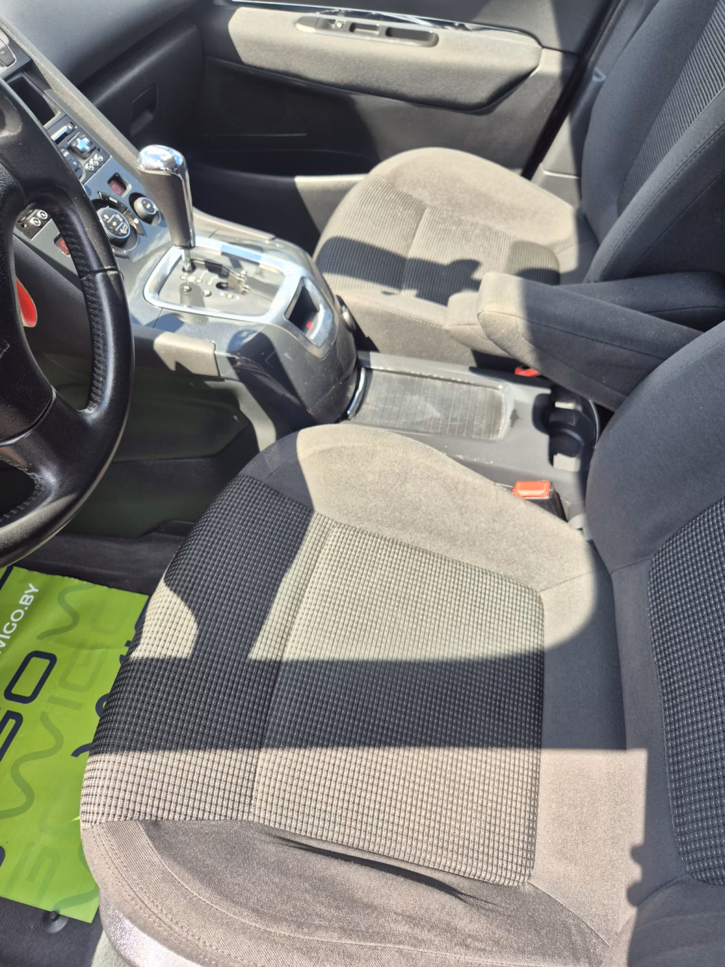 Peugeot 5008 фото 6