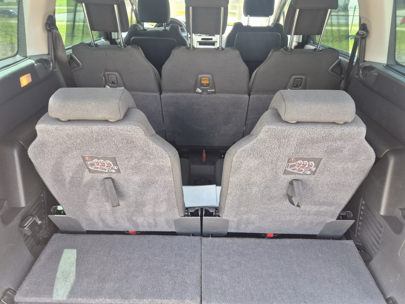 Peugeot 5008 фото 11