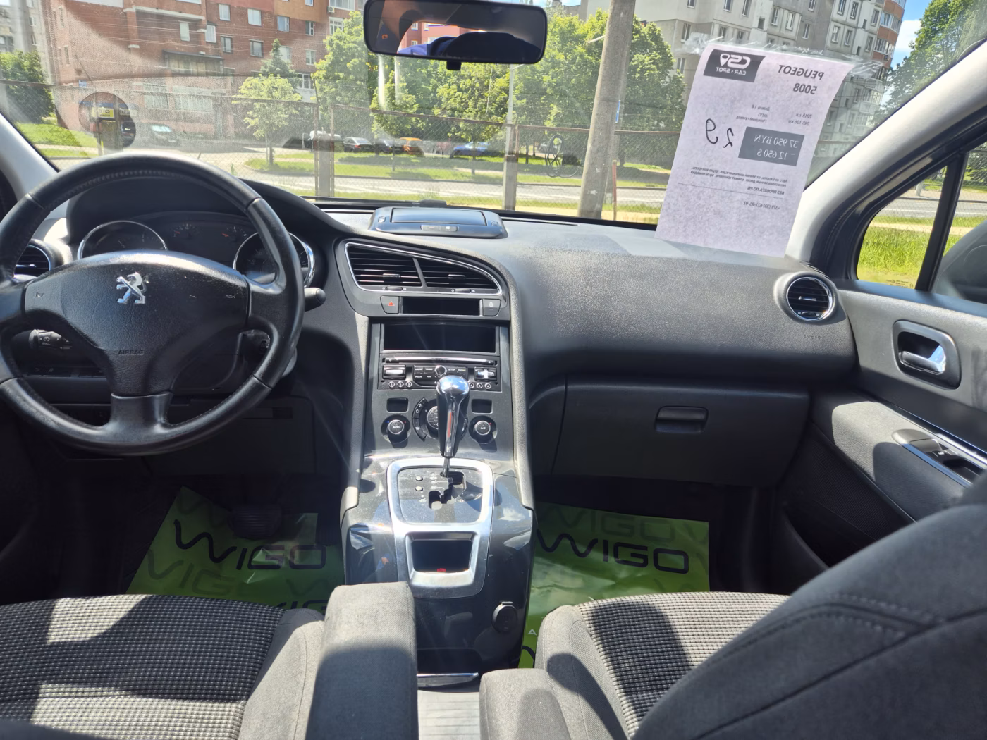 Peugeot 5008 фото 12
