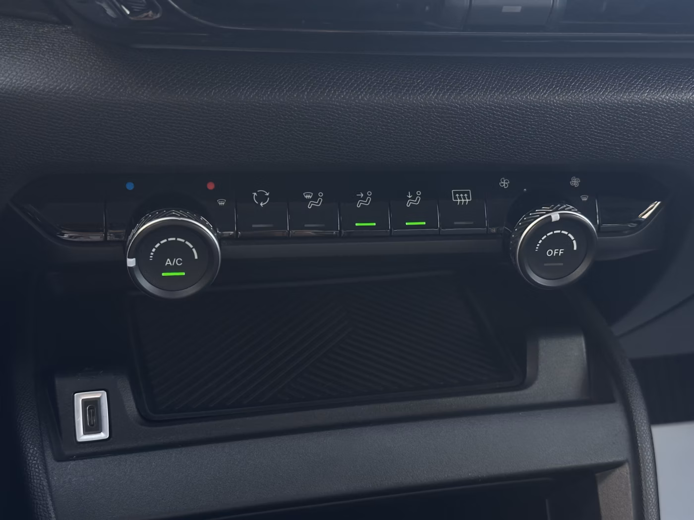 Citroen C4 фото 15