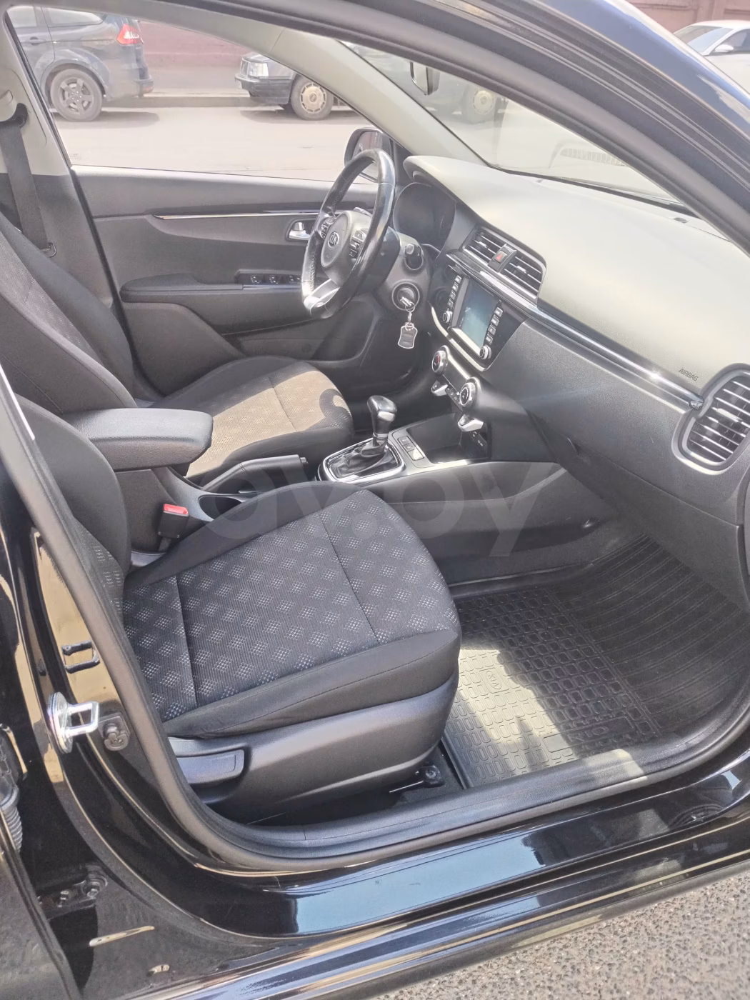 Kia Rio фото 6