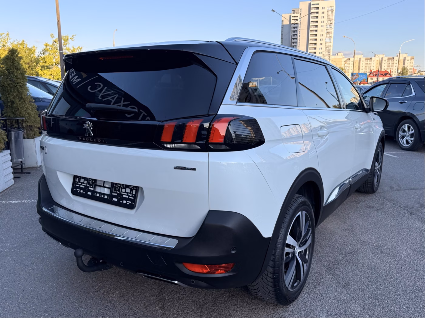 Peugeot 5008 фото 8