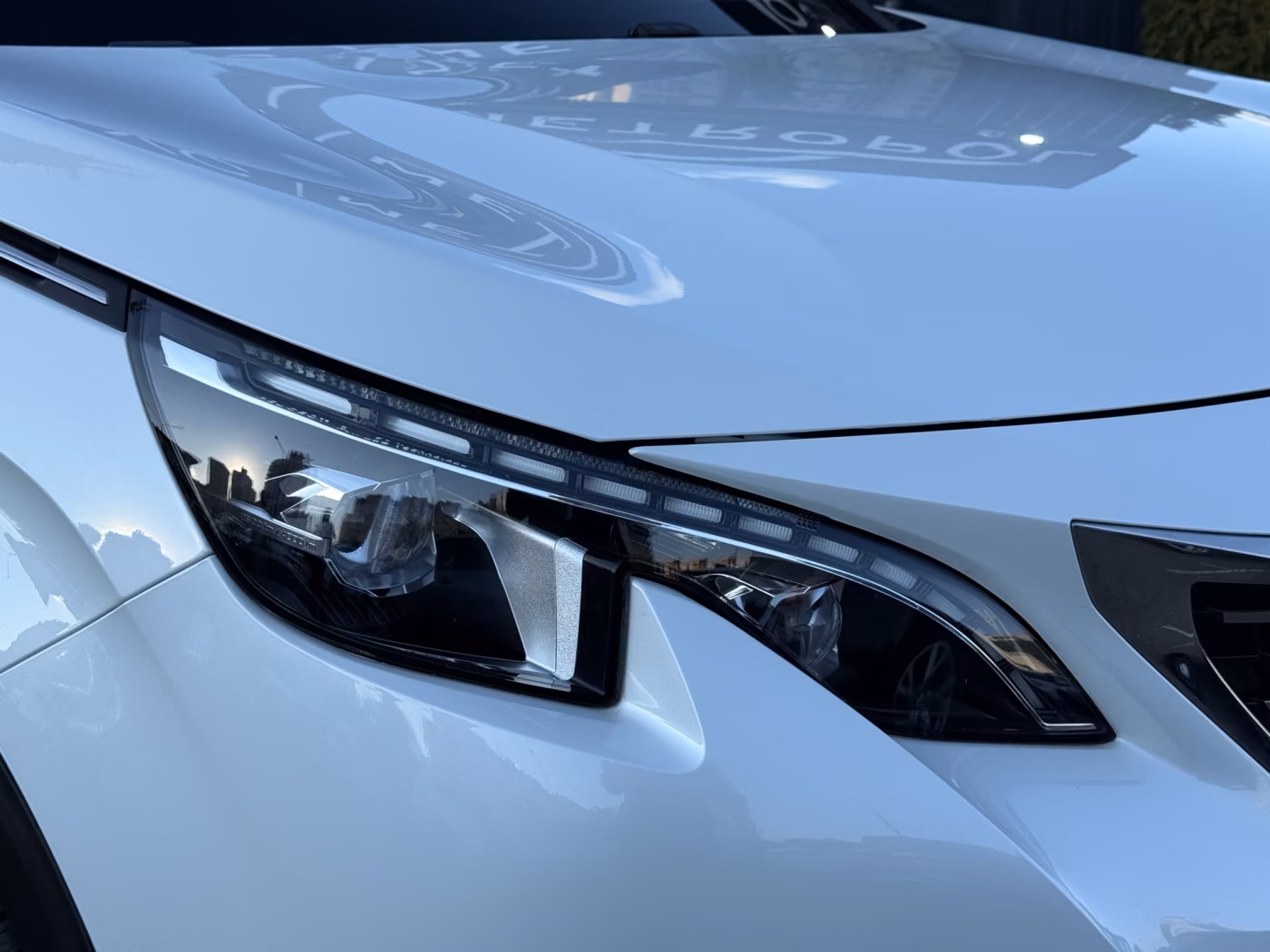 Peugeot 5008 фото 11