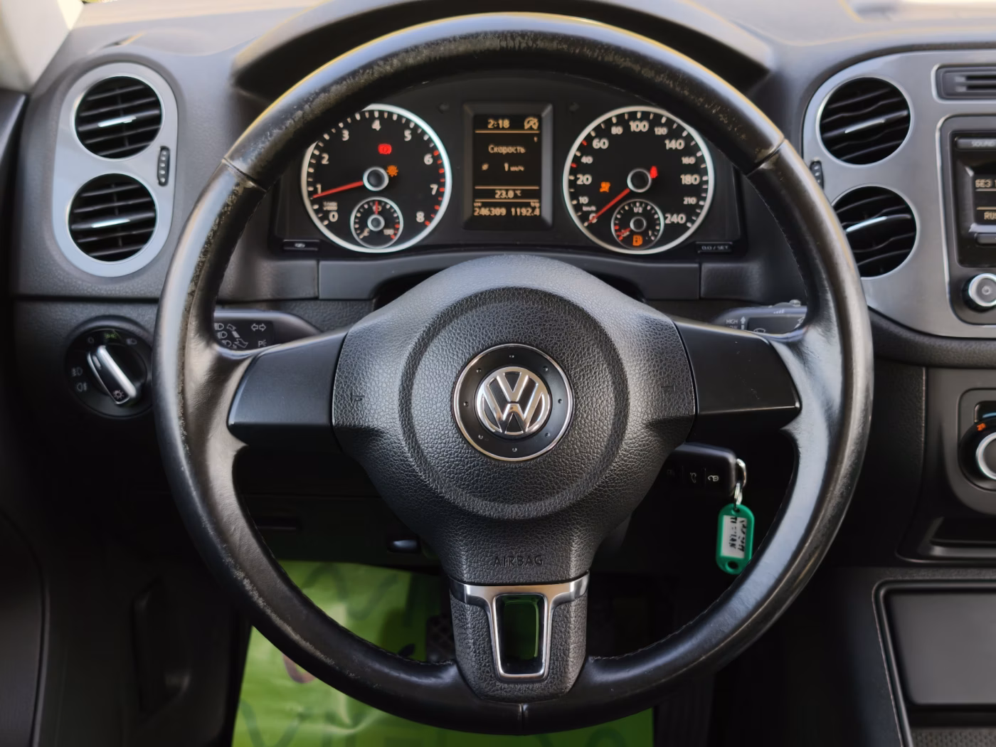 Volkswagen Tiguan фото 16