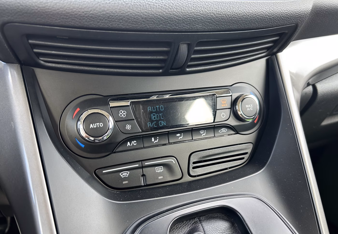 Ford Kuga фото 17