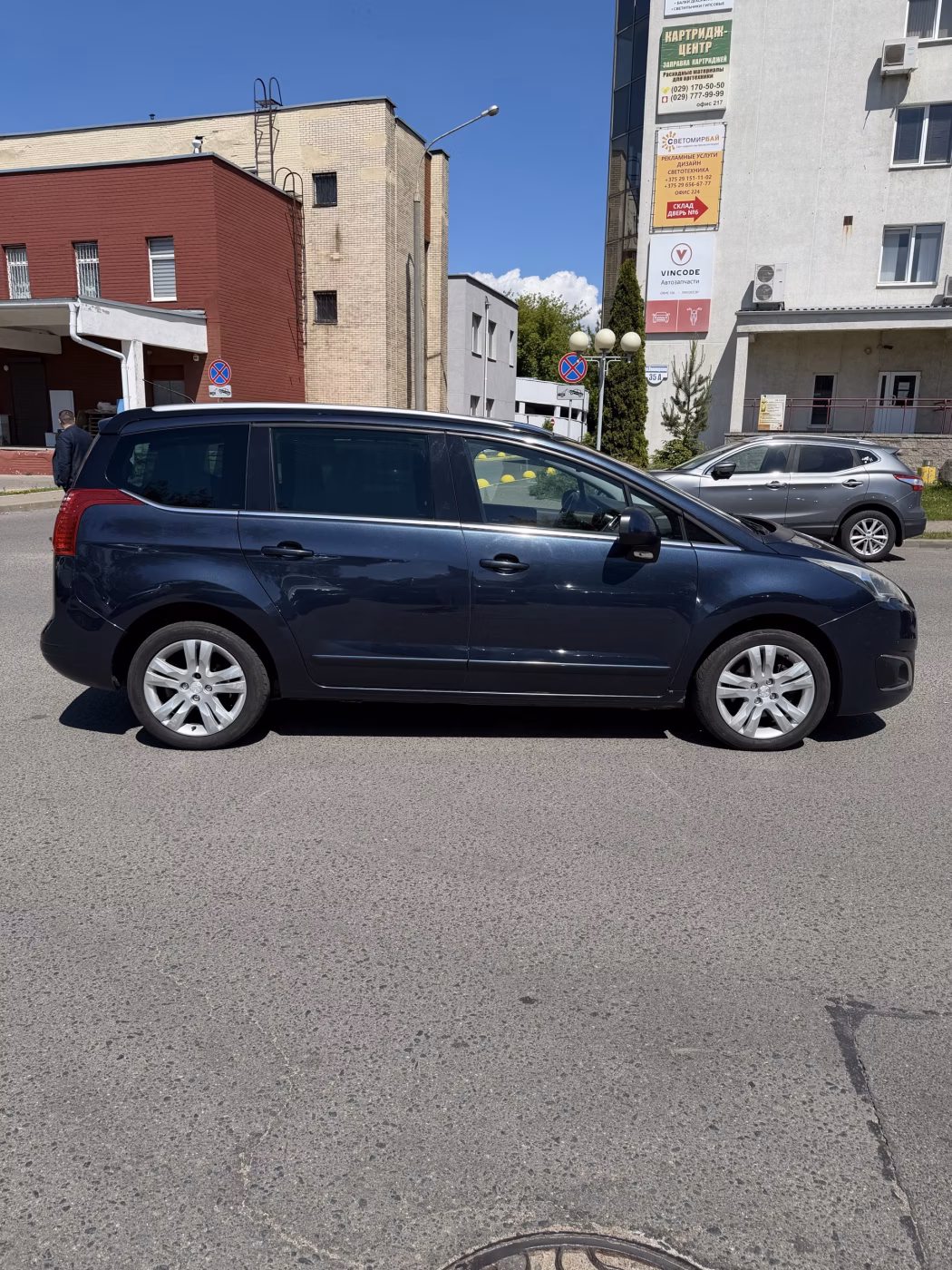 Peugeot 5008 фото 8