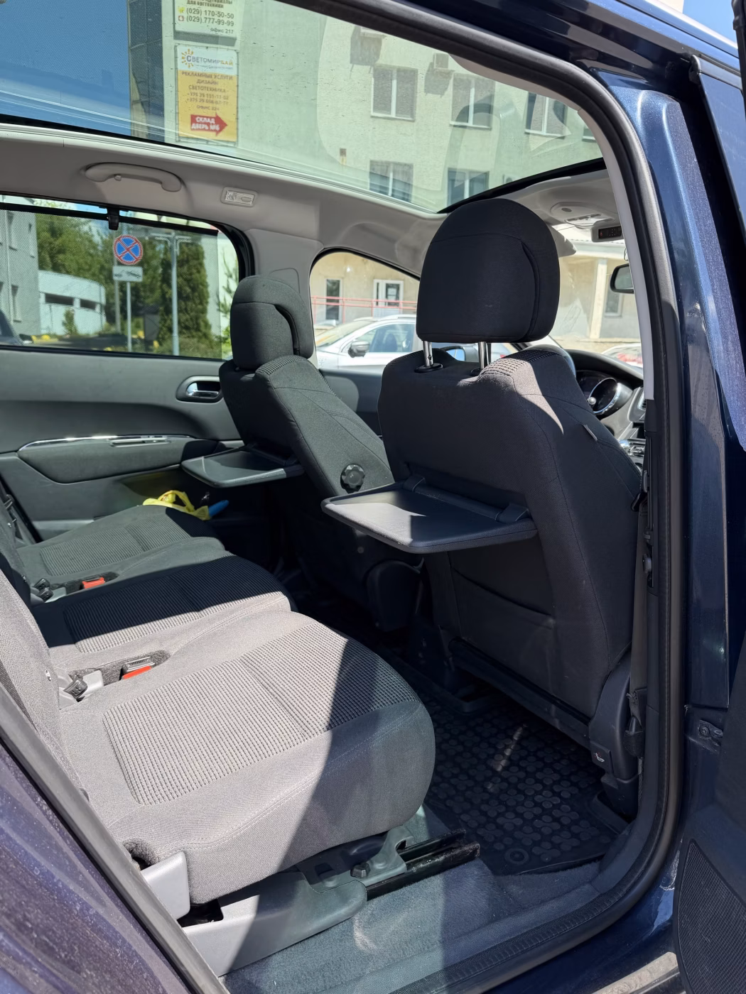 Peugeot 5008 фото 10