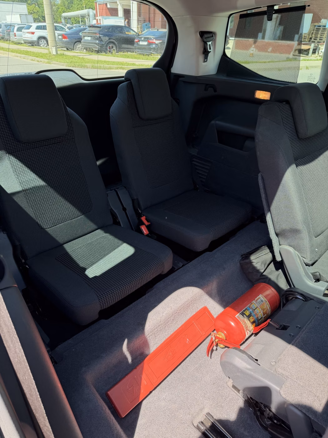 Peugeot 5008 фото 11