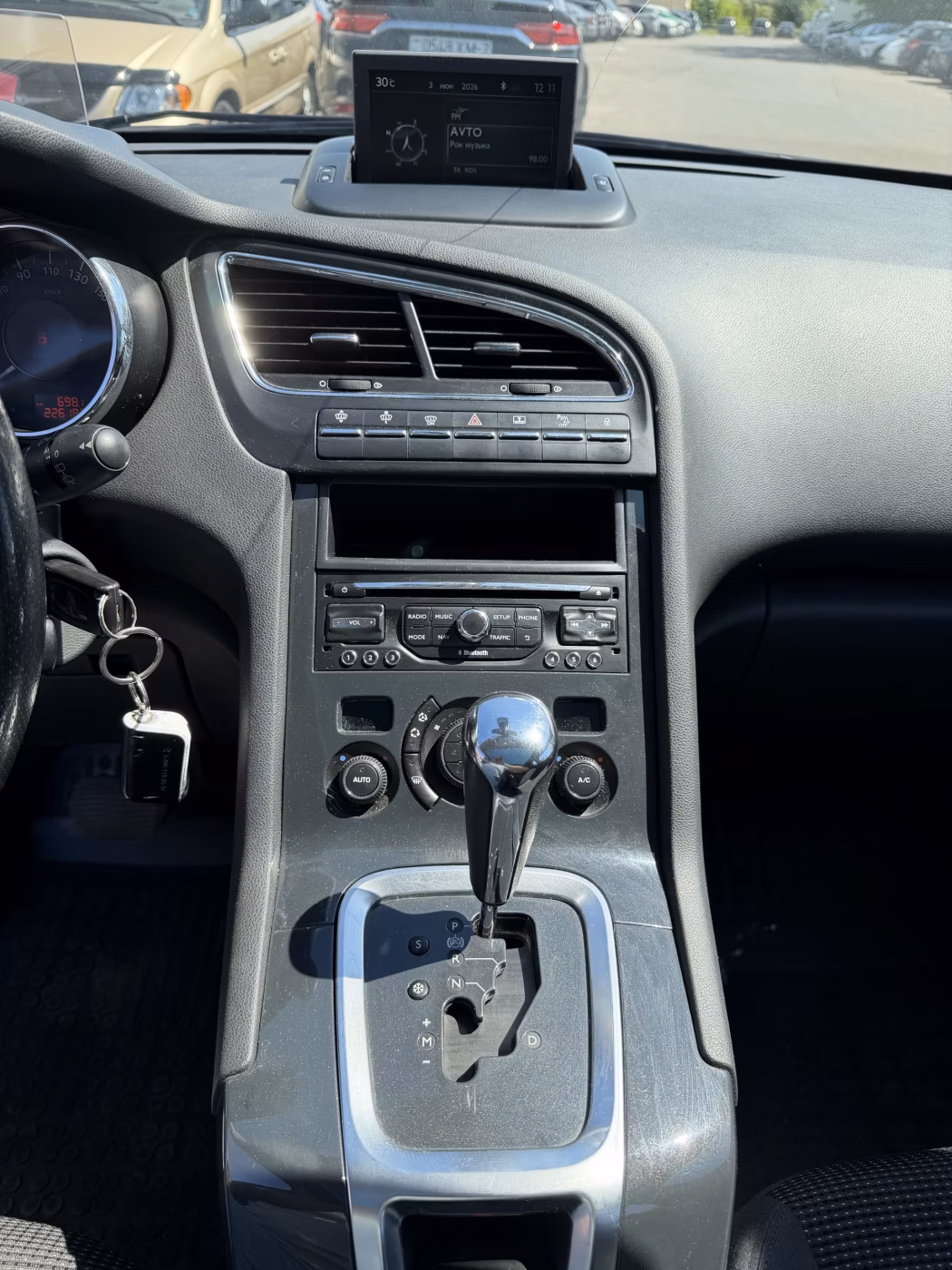 Peugeot 5008 фото 19