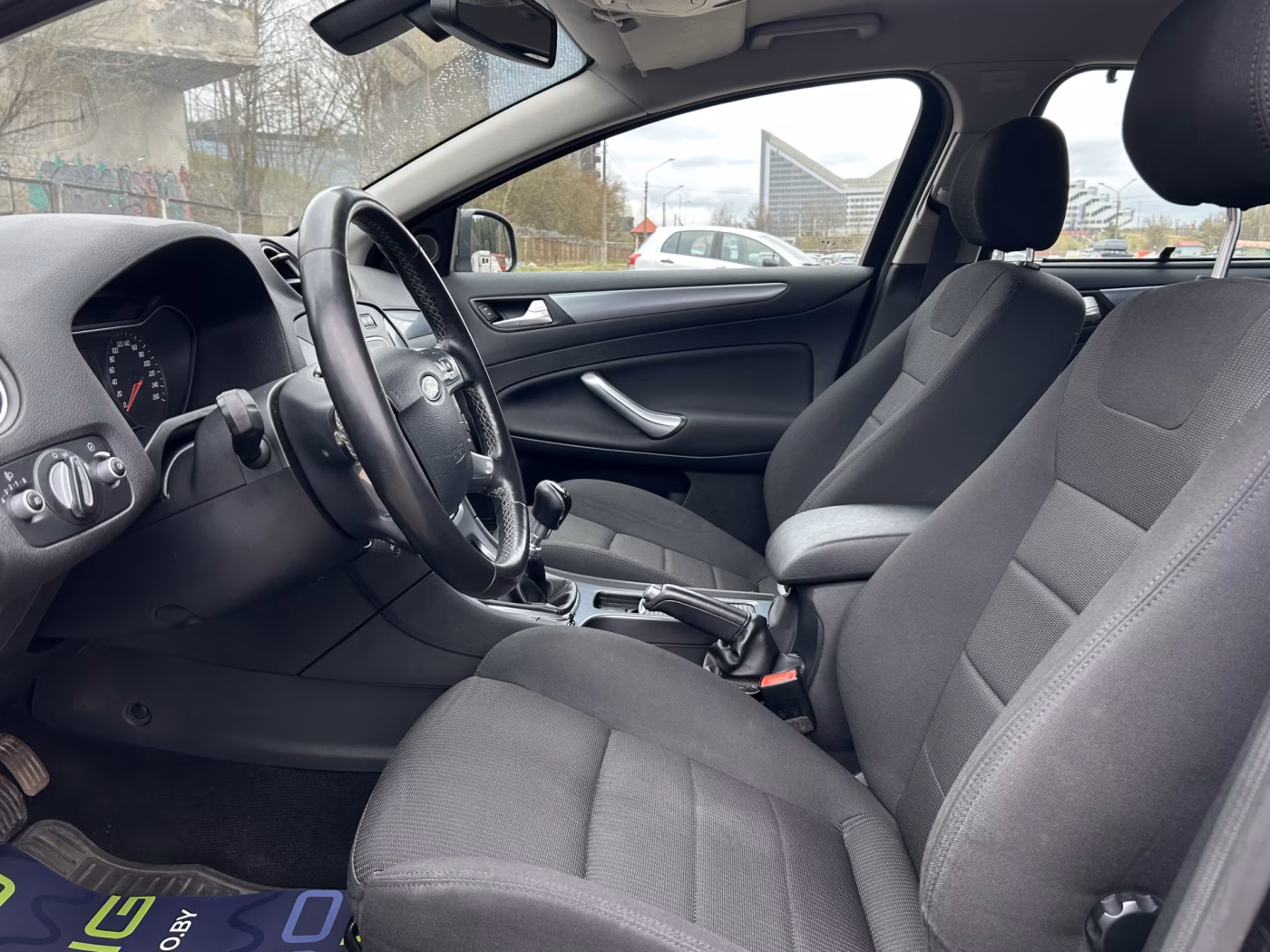 Ford Mondeo фото 10