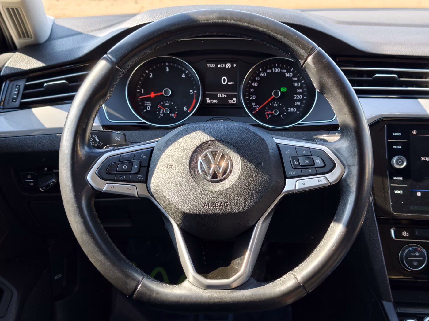 Volkswagen Passat фото 16
