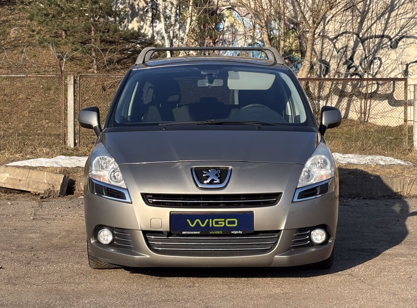 Peugeot 5008 фото 3