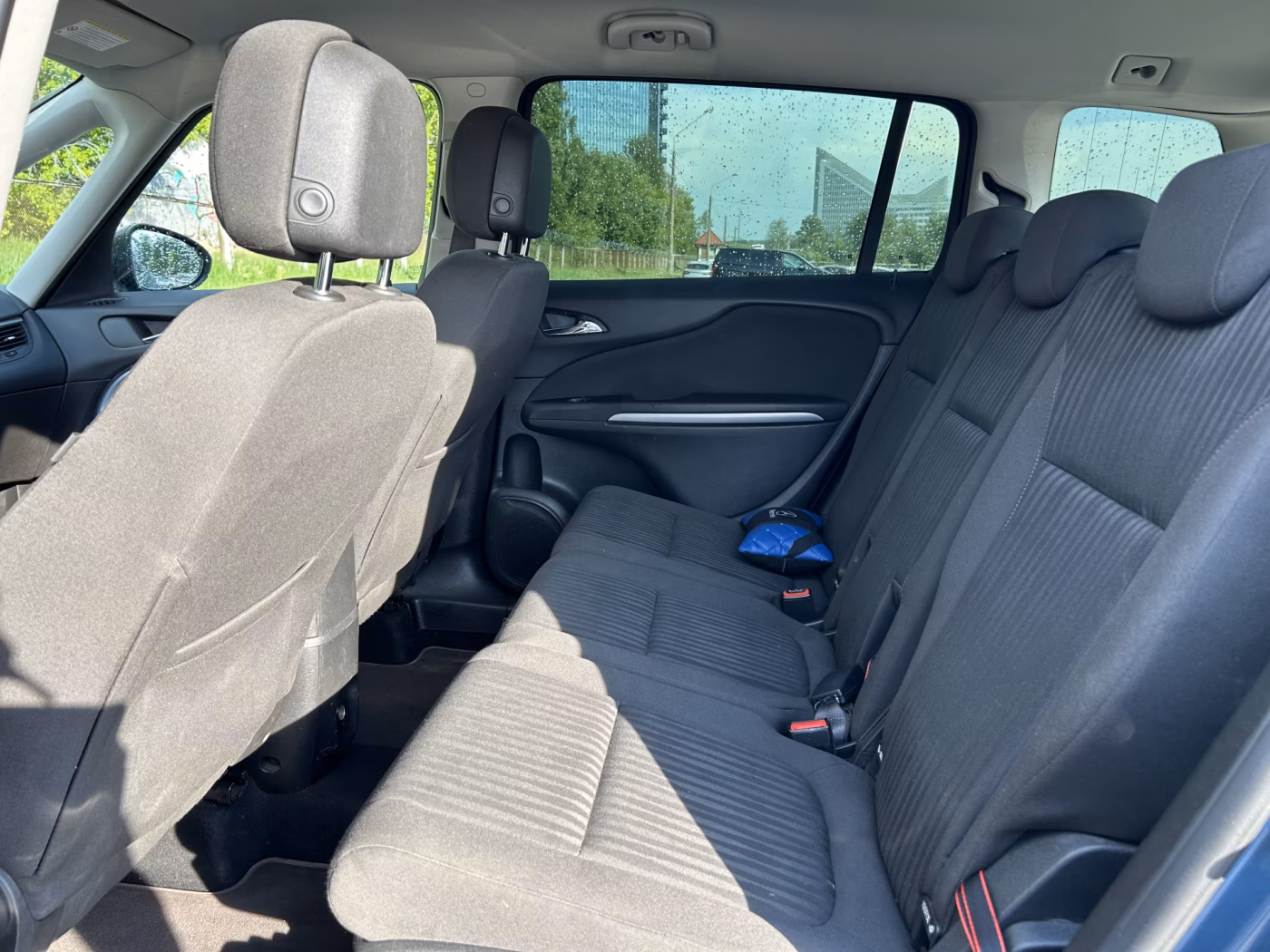 Opel Zafira фото 11