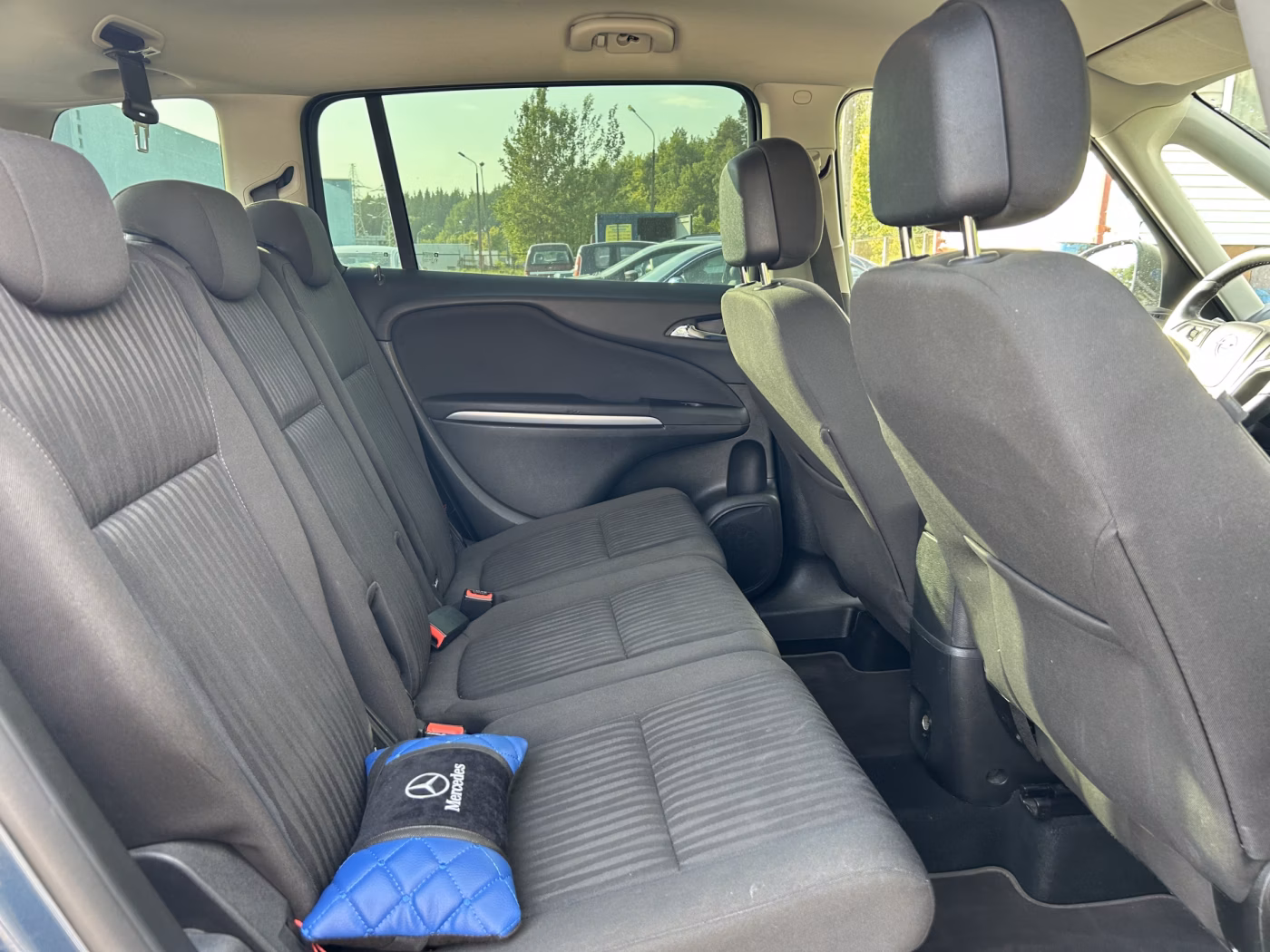 Opel Zafira фото 12
