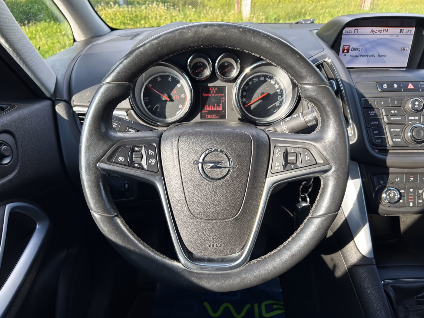 Opel Zafira фото 15