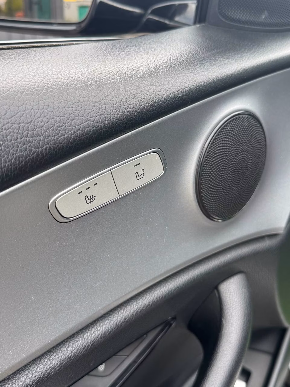 Mercedes-Benz E-Класс фото 8