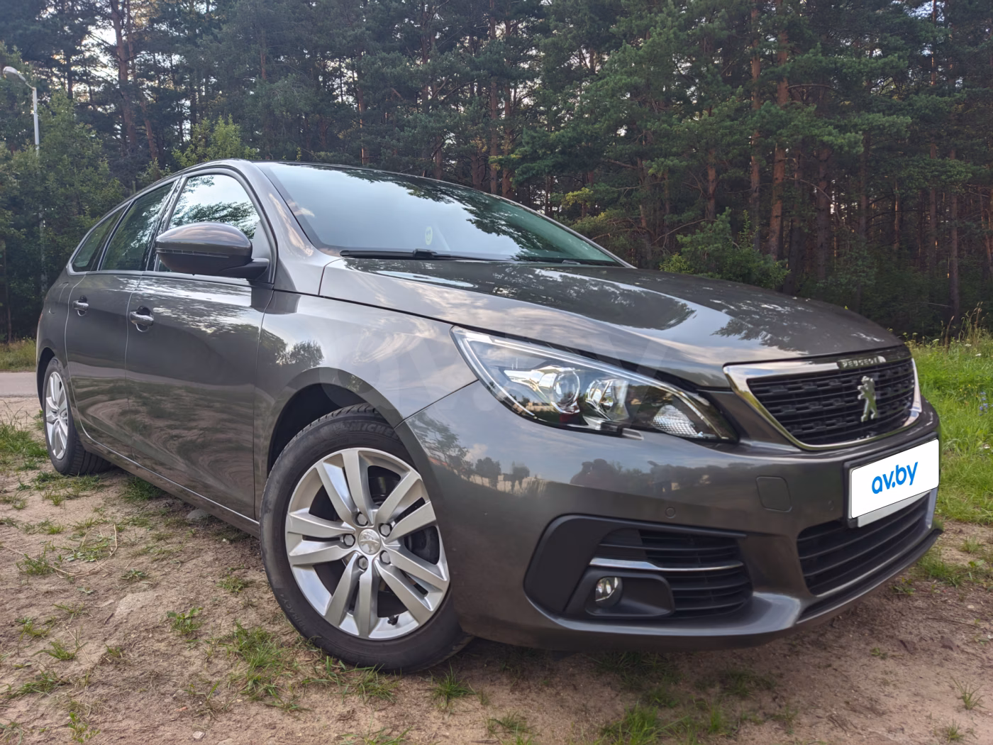 Peugeot 308 фото 2