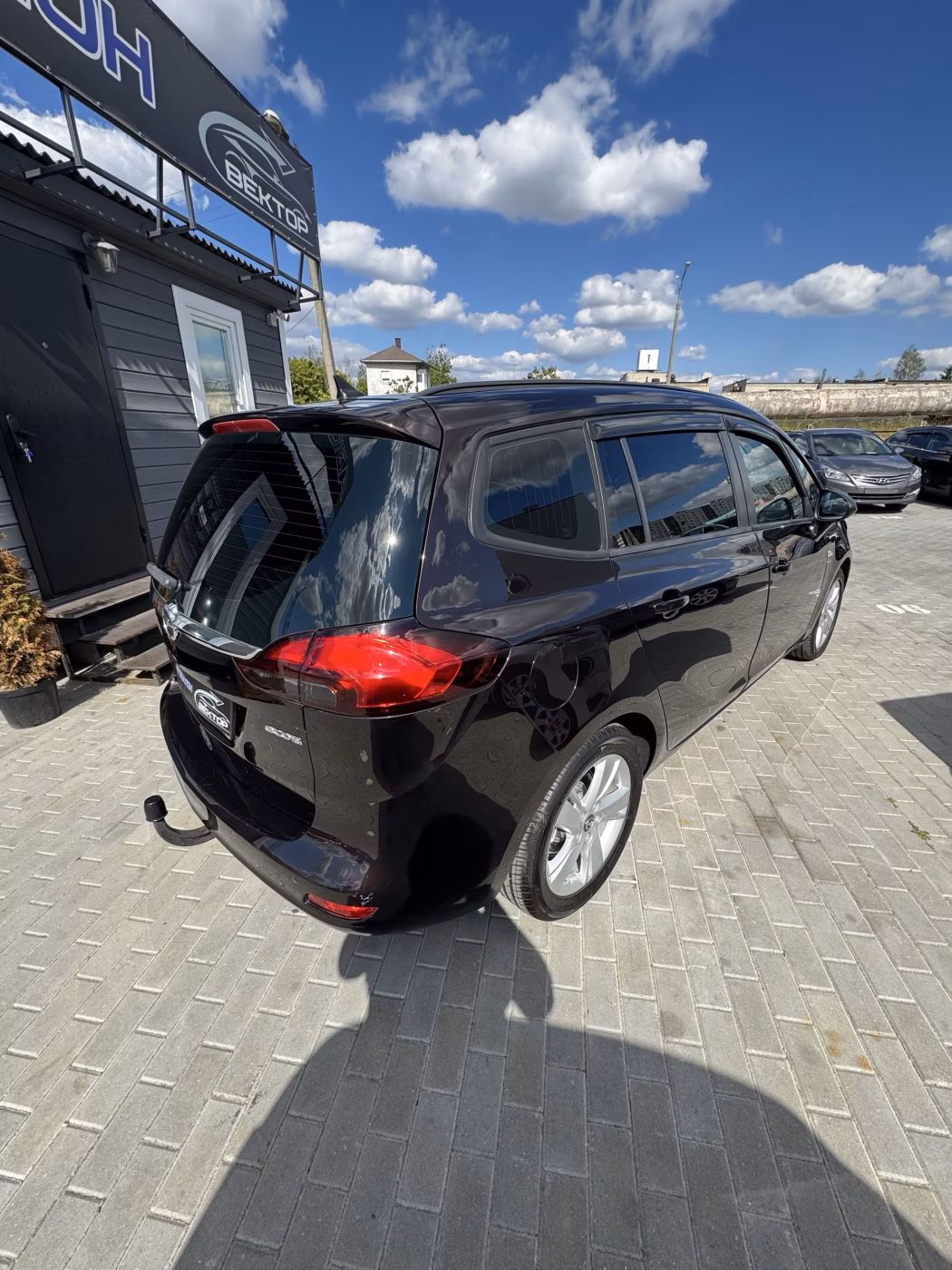 Opel Zafira фото 2