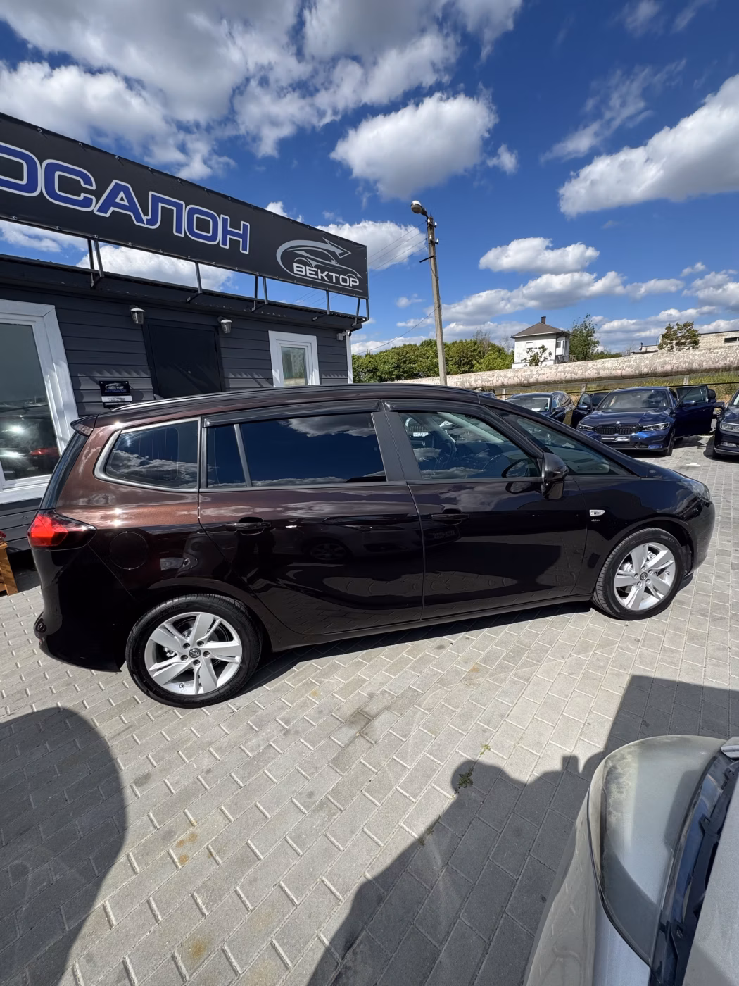 Opel Zafira фото 6