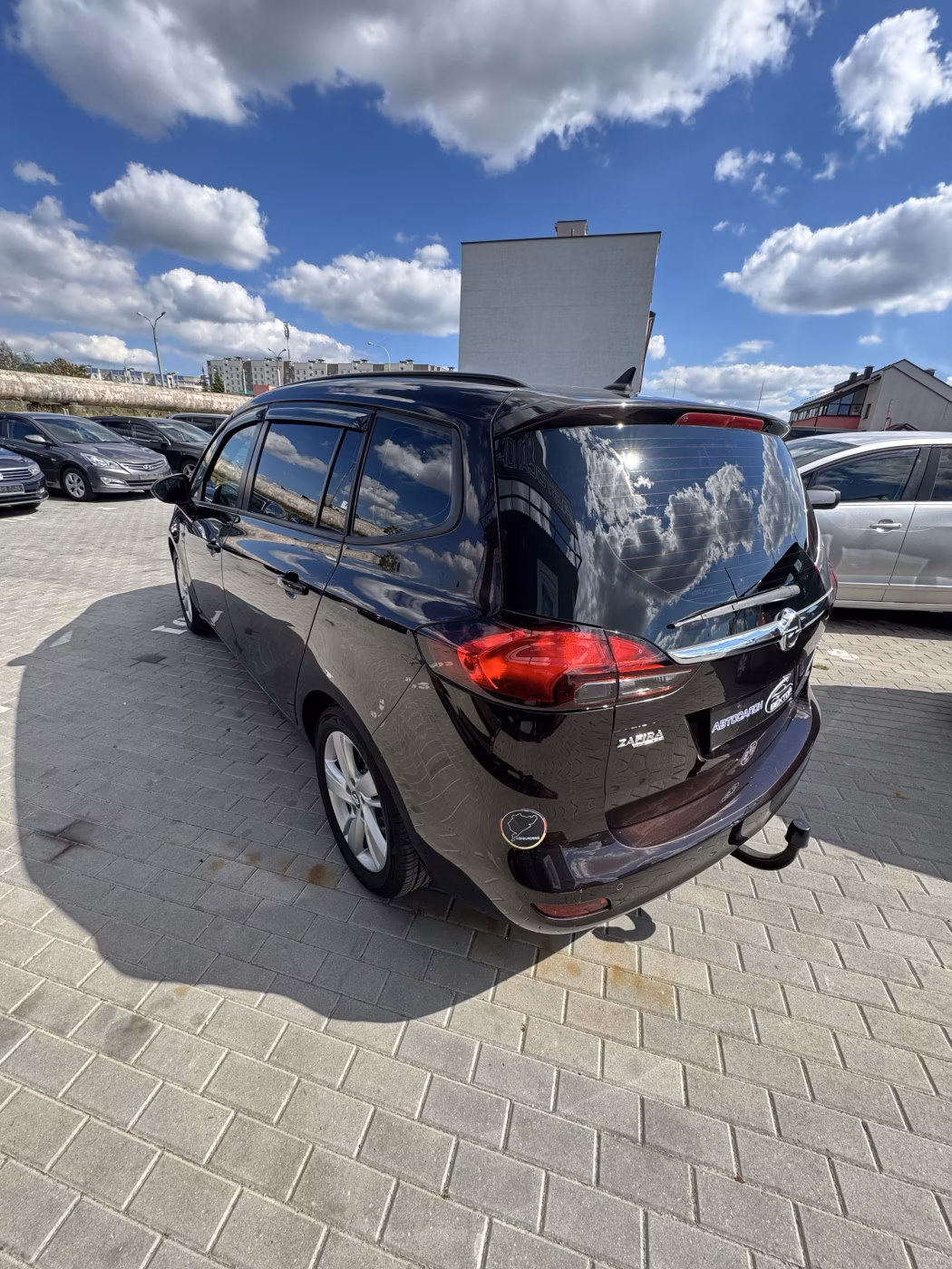 Opel Zafira фото 8