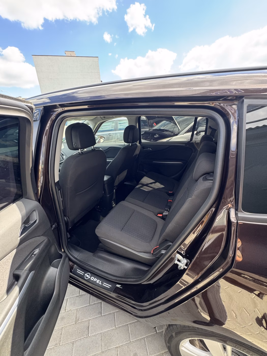 Opel Zafira фото 11