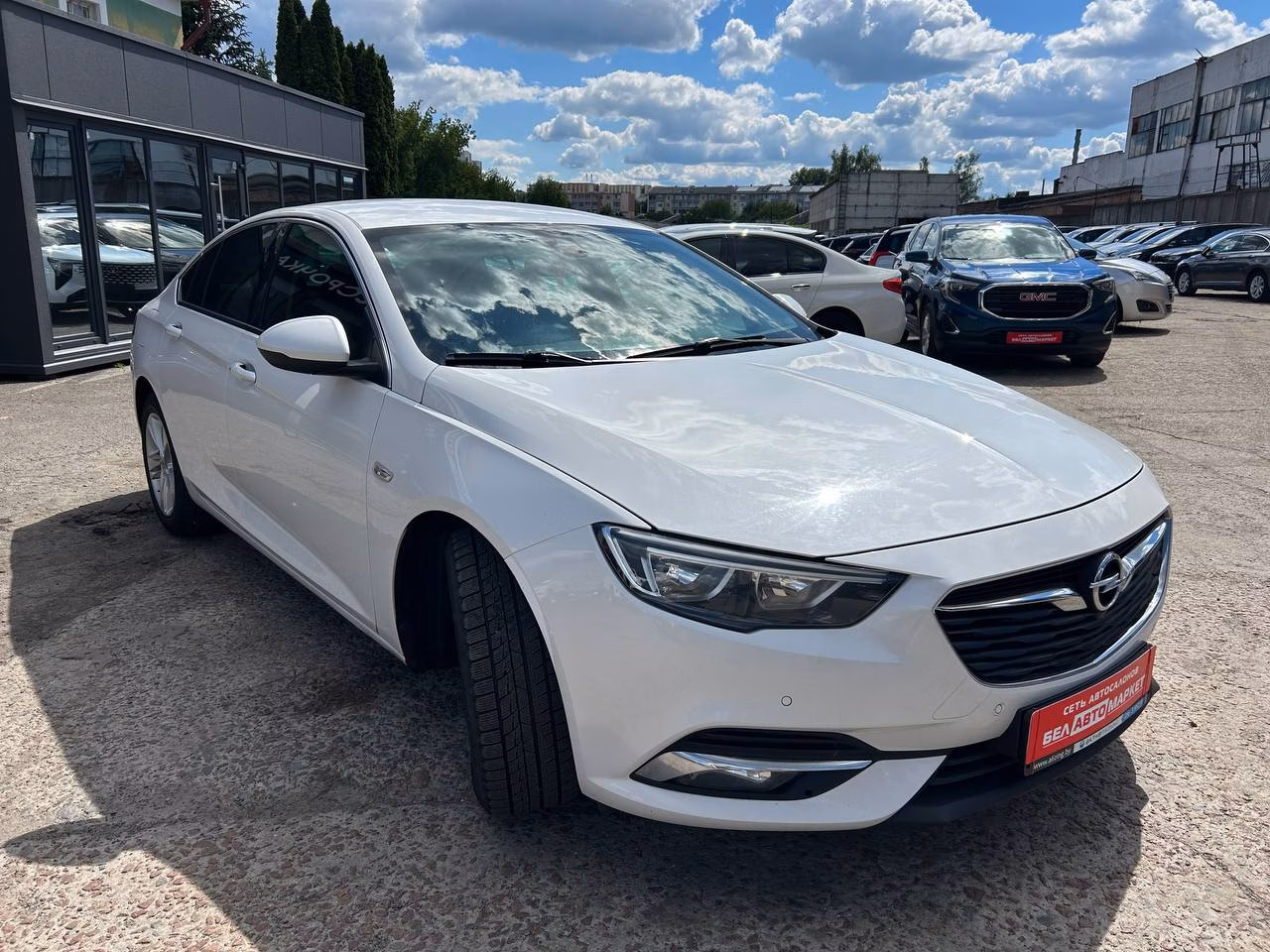 Opel Insignia фото 3