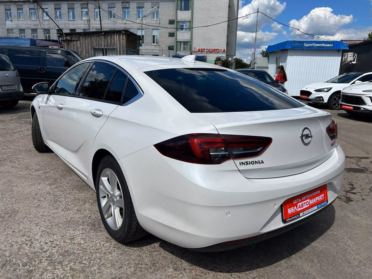 Opel Insignia фото 7