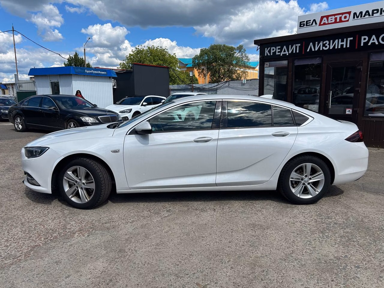 Opel Insignia фото 8