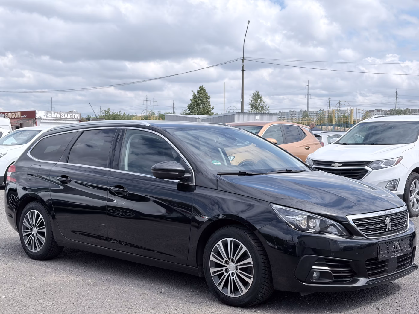 Peugeot 308 фото 3