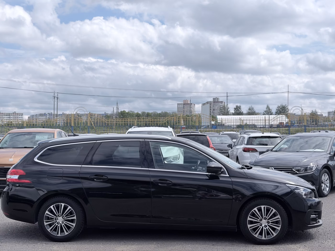 Peugeot 308 фото 4