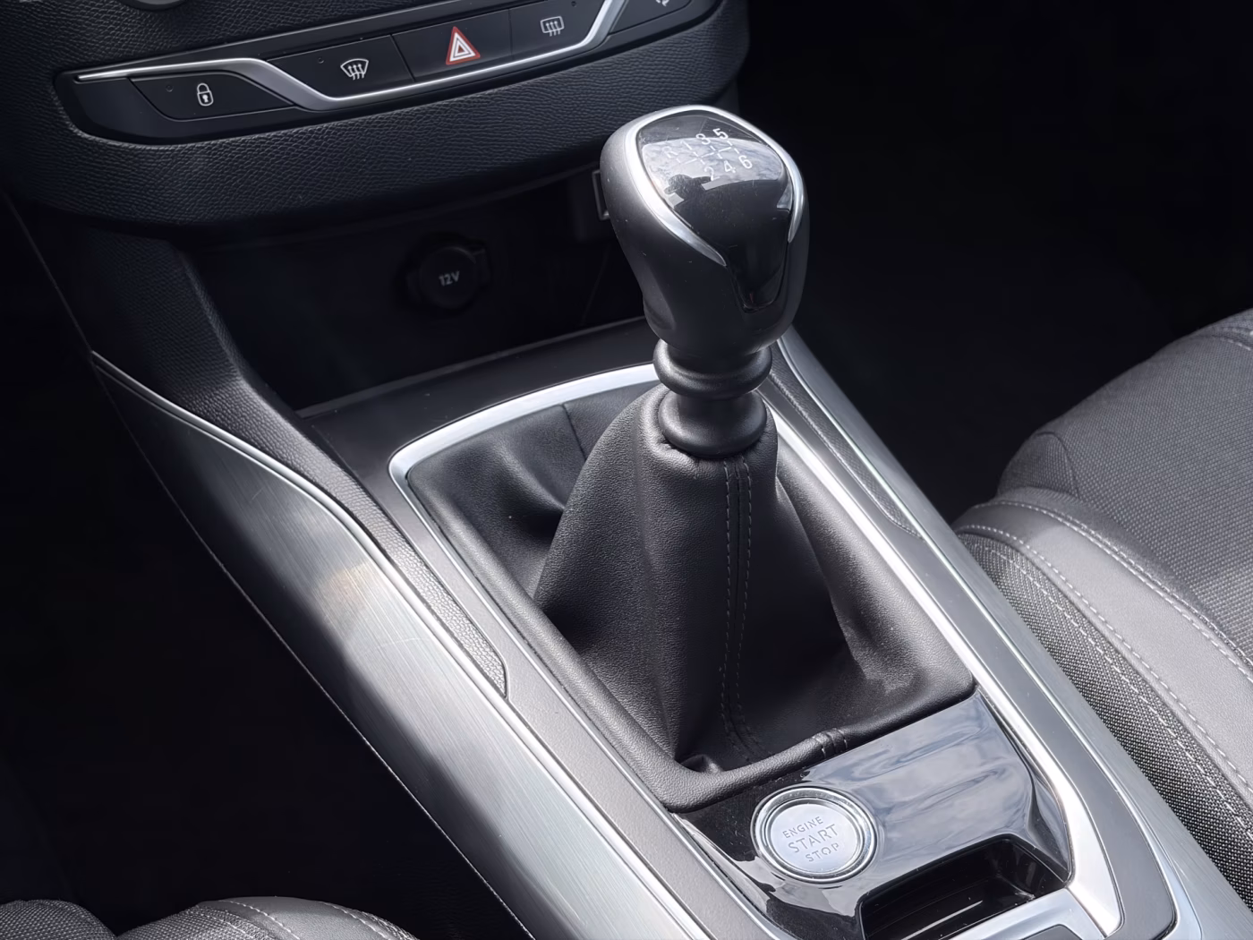 Peugeot 308 фото 13