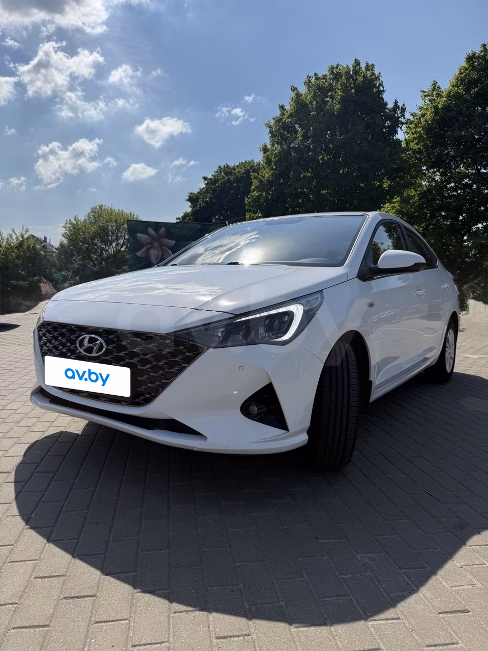 Hyundai Accent фото 2