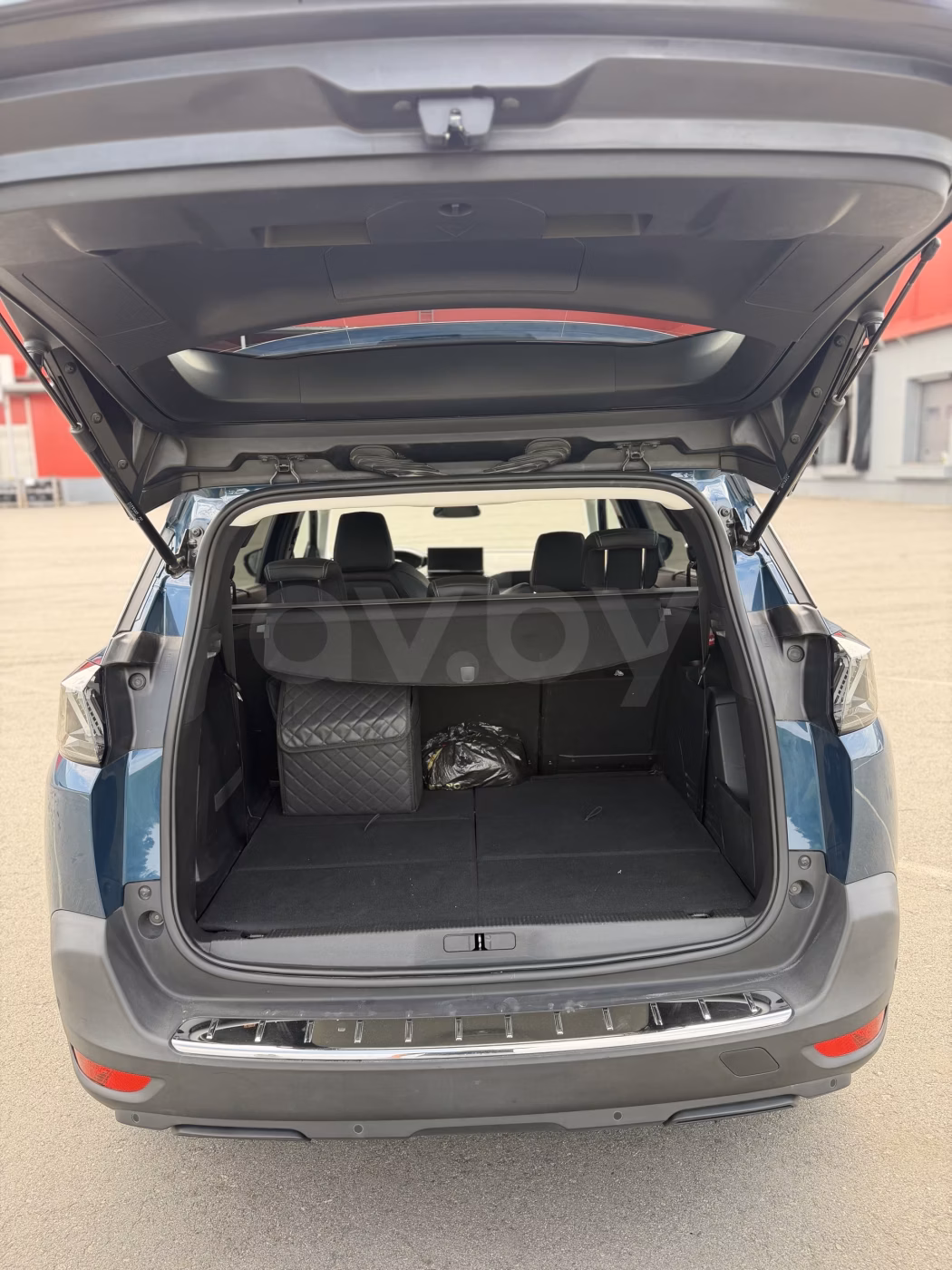 Peugeot 5008 фото 9