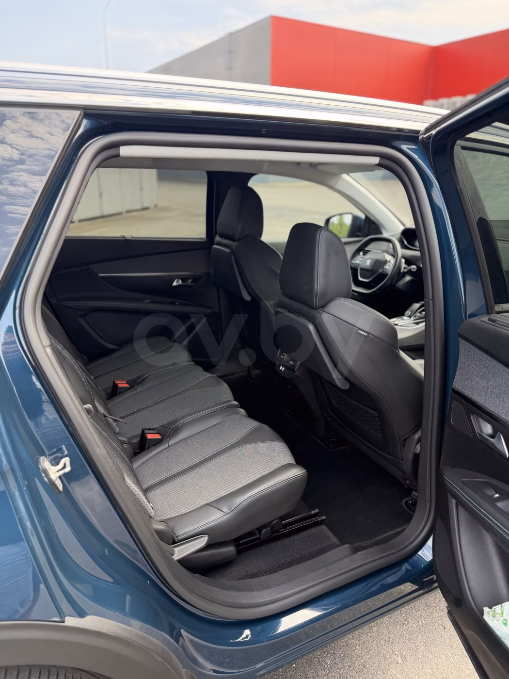Peugeot 5008 фото 10