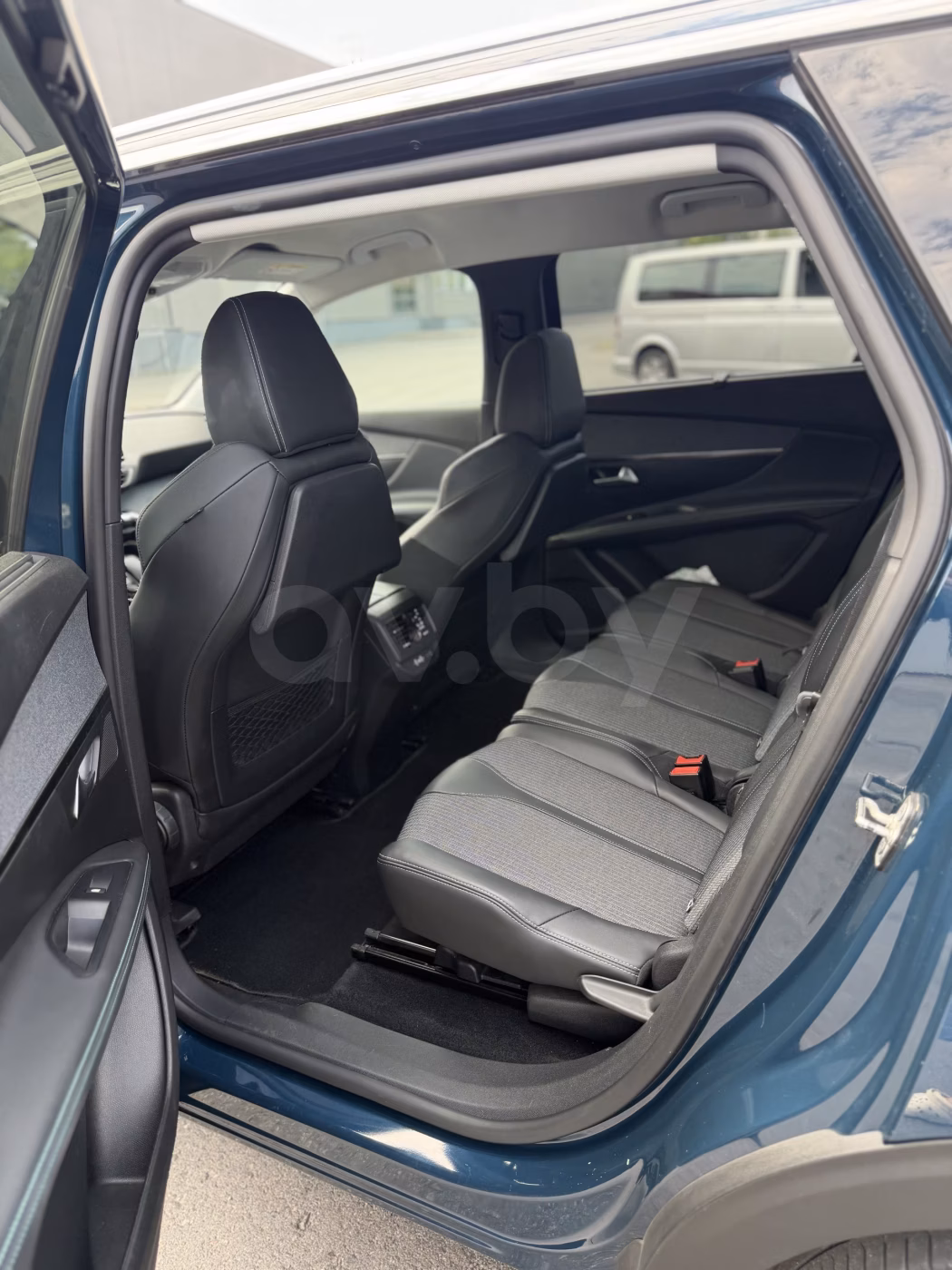 Peugeot 5008 фото 11