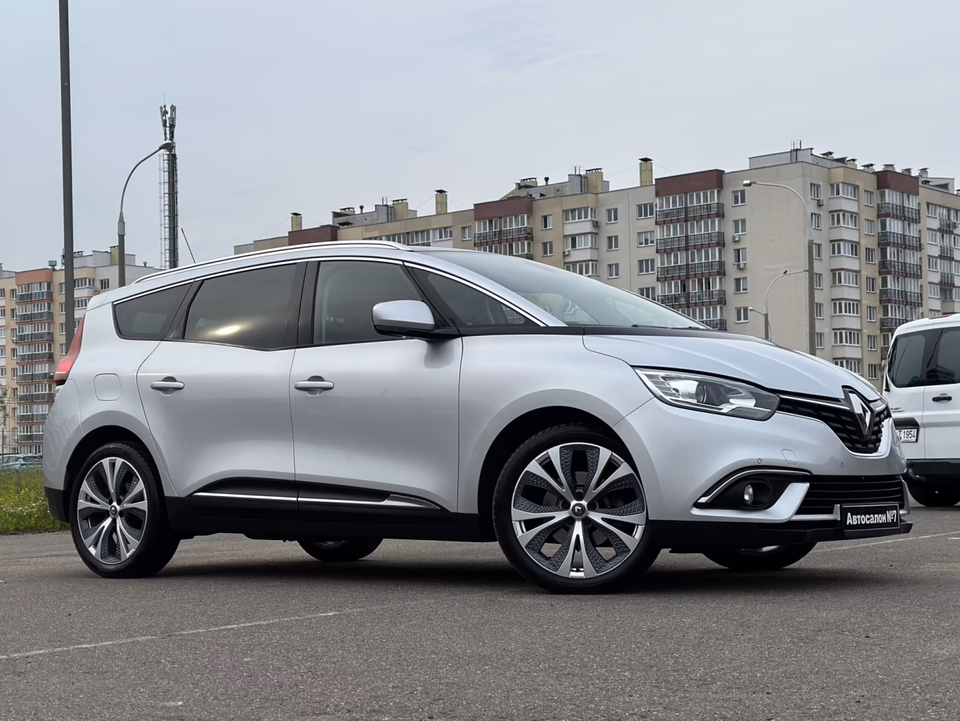 Renault Grand Scenic фото 4