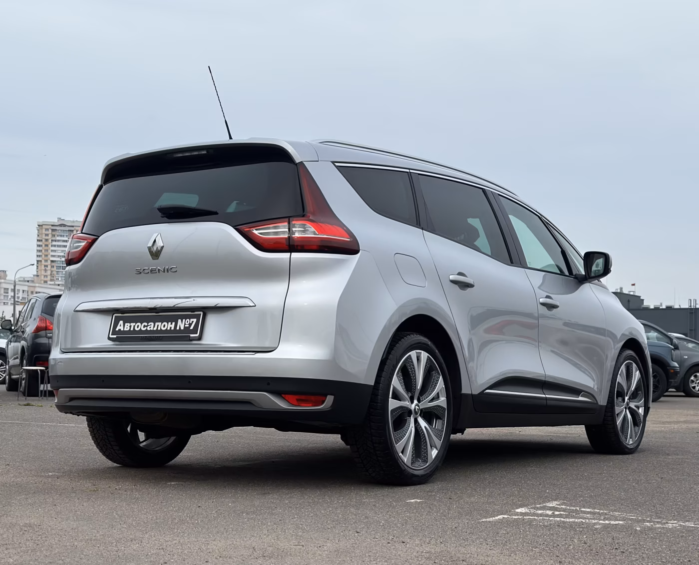 Renault Grand Scenic фото 5