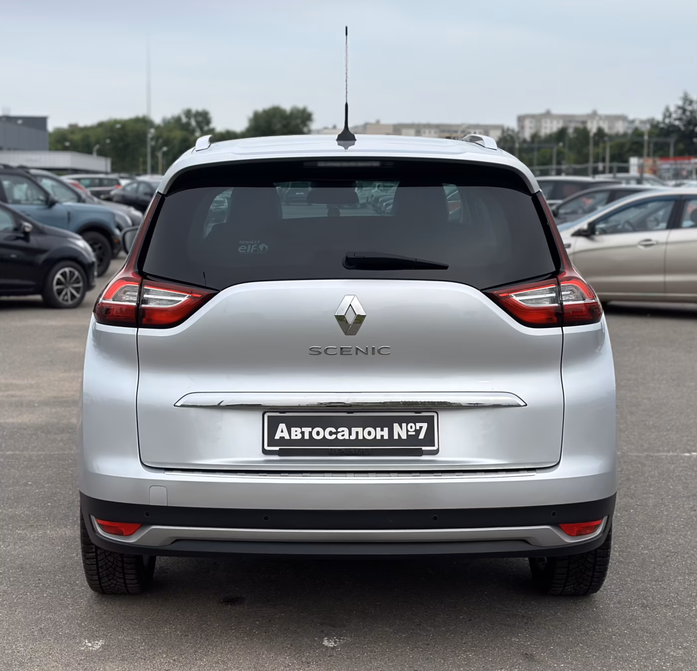 Renault Grand Scenic фото 6